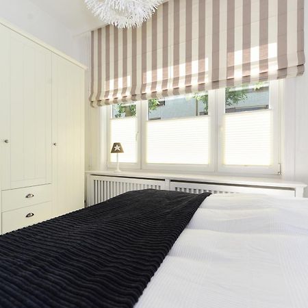 Haus Stoertebecker Apartamento Wyk auf Föhr Exterior foto